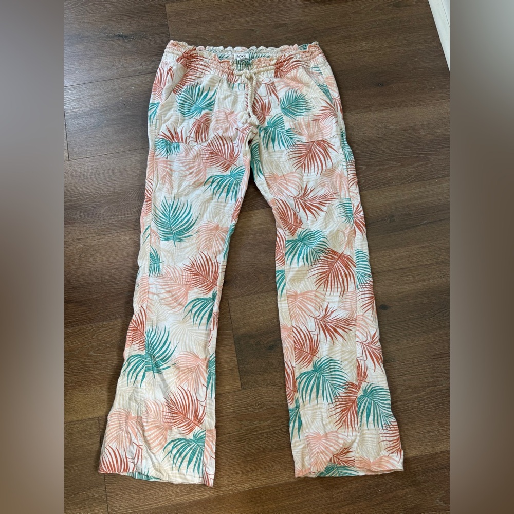 Roxy Green and White Patterned Pants